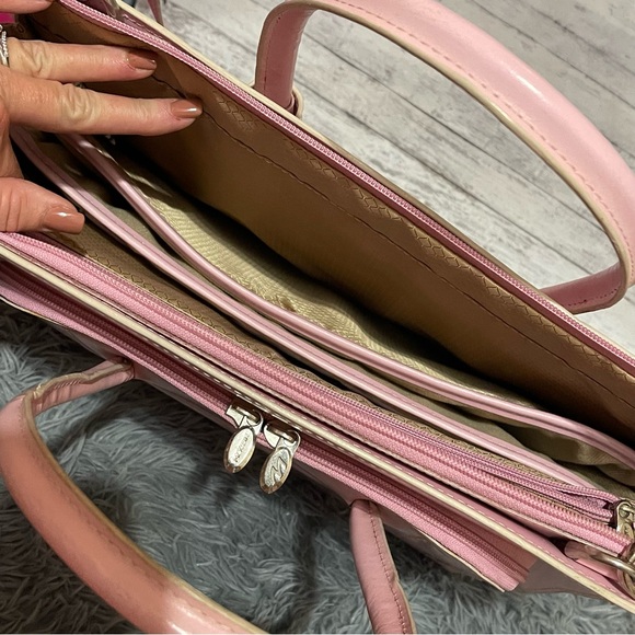 NWOT McKlein Pink Leather Laptop Protection Breifcase w/Shoulderstrap - Picture 7 of 11